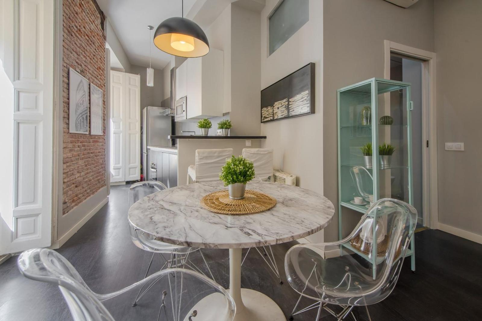 Great Apt Para 6Pax In The Heart Of Madrid Center Exterior photo